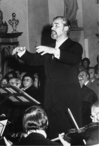 Foto: Gustav Biener als Dirigent (in den 70er Jahren)